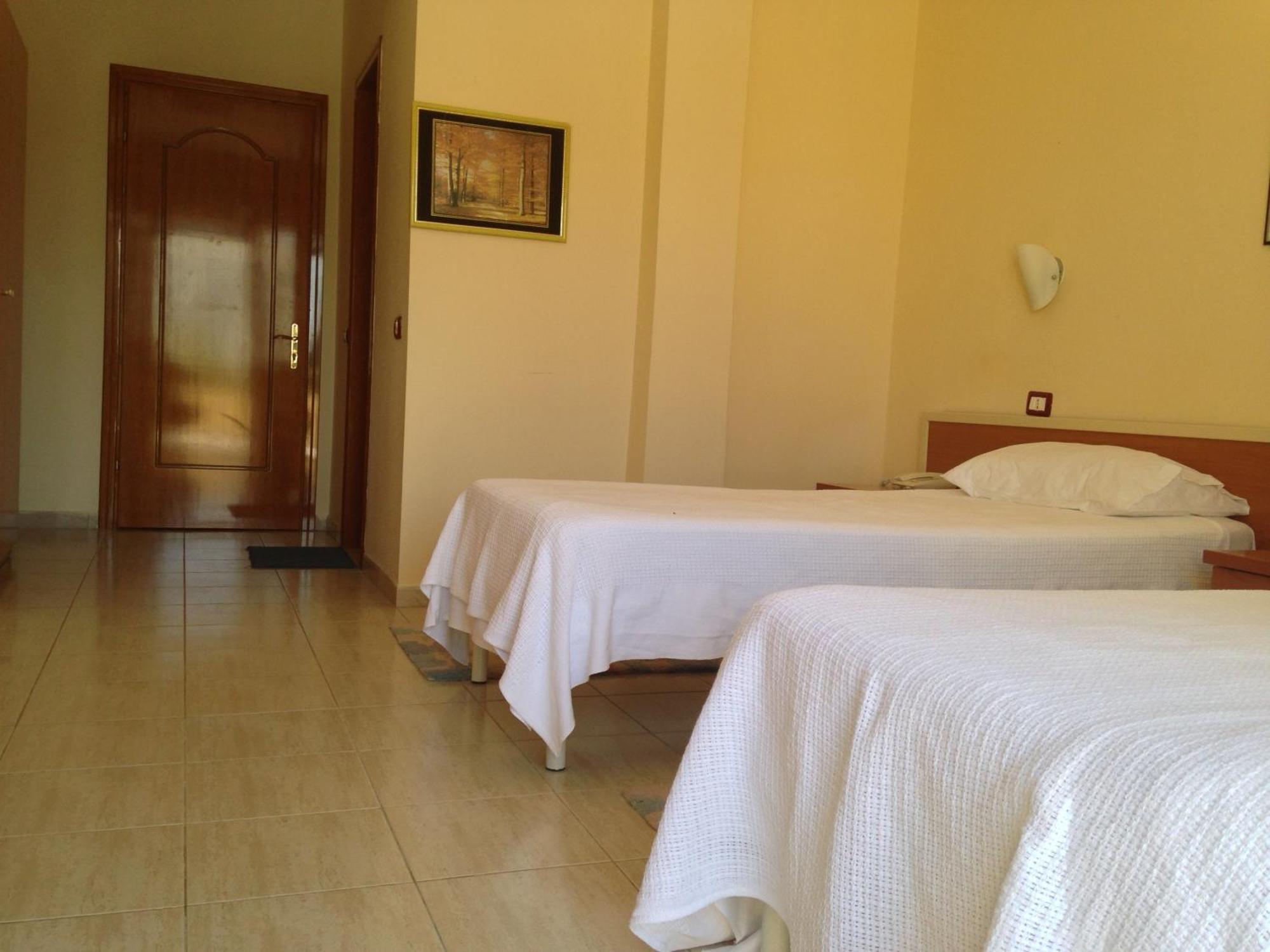 Akropoli Hotel Kryemëdhej Δωμάτιο φωτογραφία