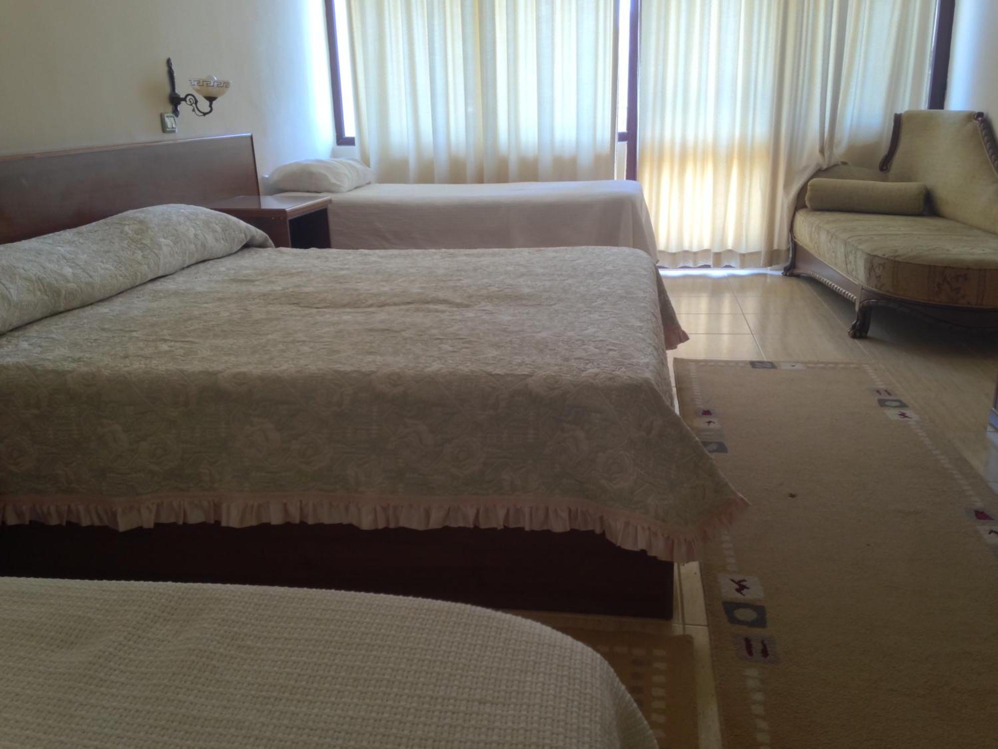 Akropoli Hotel Kryemëdhej Δωμάτιο φωτογραφία