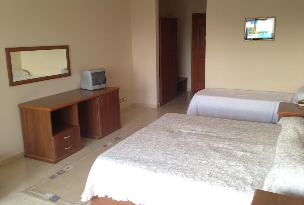 Akropoli Hotel Kryemëdhej Δωμάτιο φωτογραφία